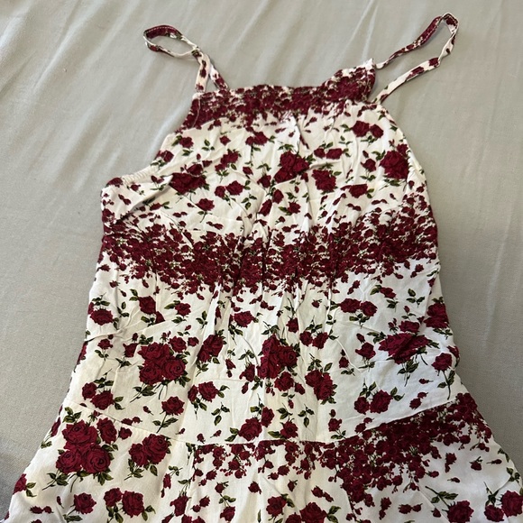 Brandy Melville backless floral dress - Picture 3 of 5